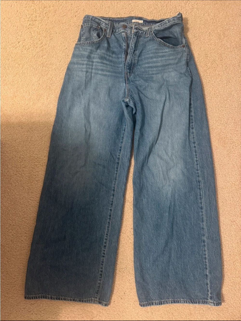 Women’s Levi’s High Waisted Cinch Baggy Jeans